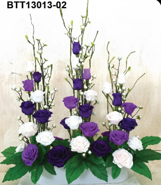 Arrangement Royal Violet – BTT13013-02