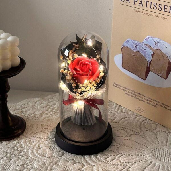 13 Rose Éternelle Lumineuse Sous Cloche