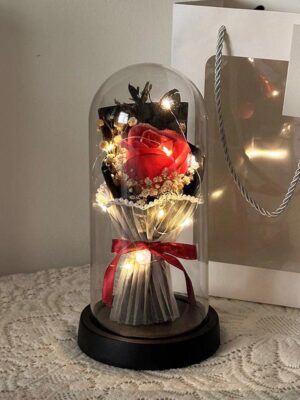 19 Rose Éternelle Rouge Passion Sous Cloche