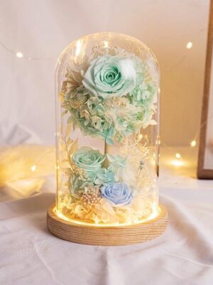 Florale Pastel Lumineuse Sous Cloche